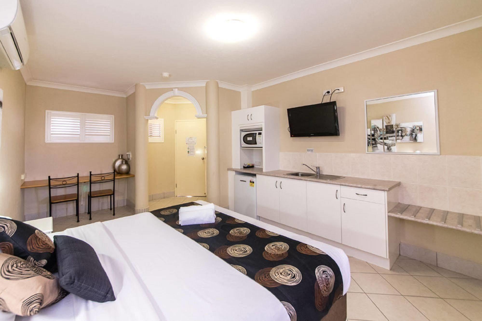 Capri 4* Rockhampton